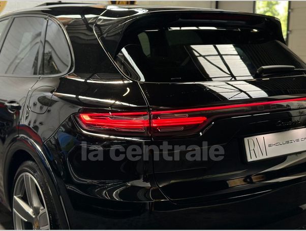 Porsche Cayenne E-Hybrid Tiptronic 340 kW image number 14