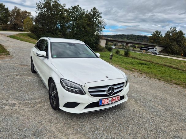 Mercedes-Benz C 300 T 190 kW image number 11