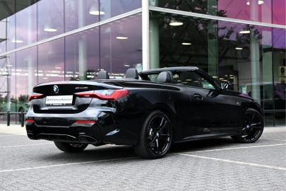 Car image 29