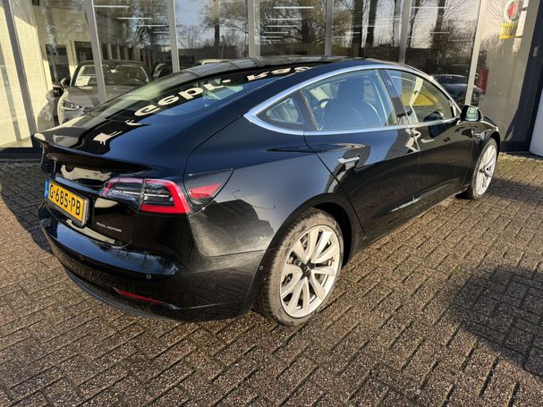 Tesla Model 3 Long Range AWD 258 kW image number 12