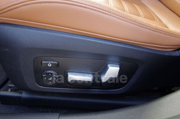 BMW 320d Touring 140 kW image number 27