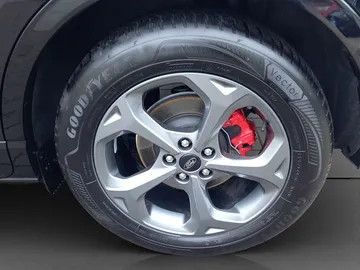Car image 28