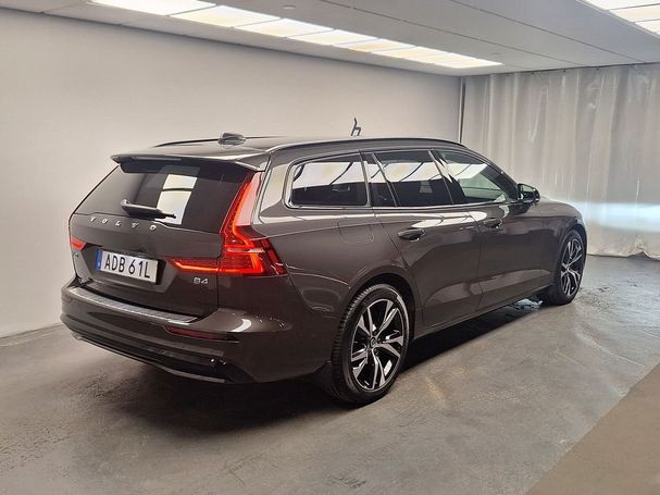 Volvo V60 B4 Plus 147 kW image number 3