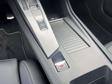 Car image 31