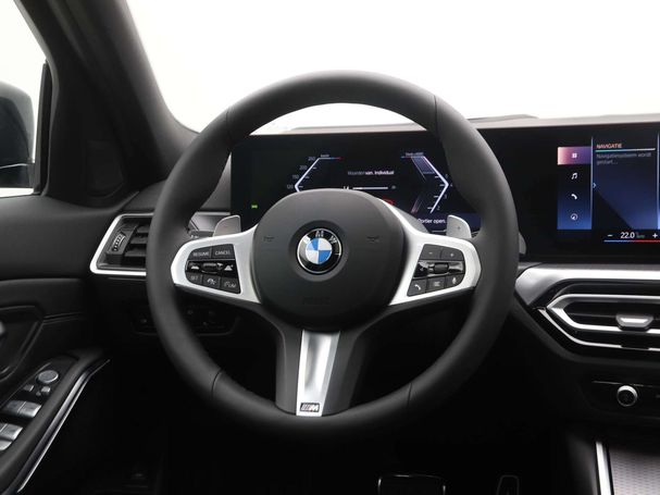 BMW 320i 135 kW image number 2