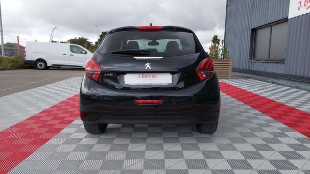 Peugeot 208 PureTech 82 Signature 60 kW image number 6