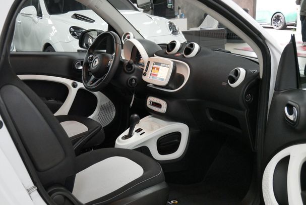 Smart ForTwo coupe EQ 60 kW image number 9