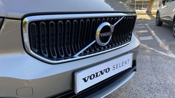 Volvo XC40 T3 Momentum Pro 120 kW image number 23