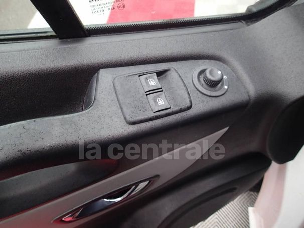 Renault Trafic DCi 95 L1H1 70 kW image number 25