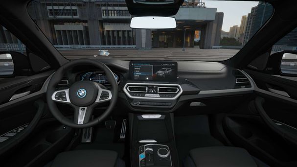 BMW iX3 210 kW image number 6