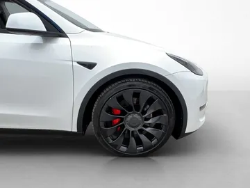 Car image 35