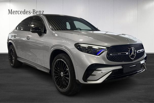 Mercedes-Benz GLC 300 e AMG Premium 4Matic 230 kW image number 2