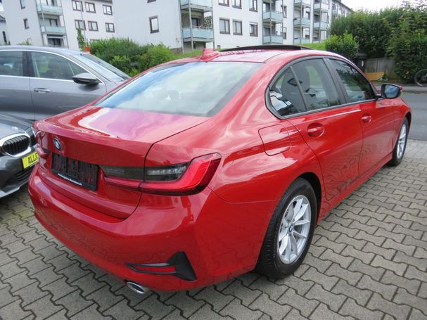 BMW 320d Advantage 140 kW image number 6