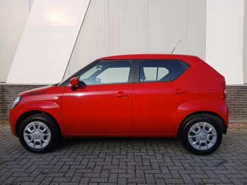 Car image 4