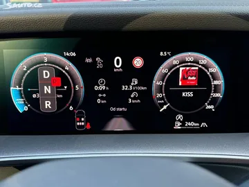 Car image 29