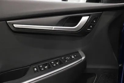 Car image 29