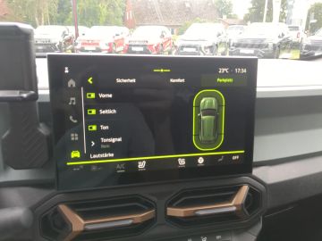 Car image 26