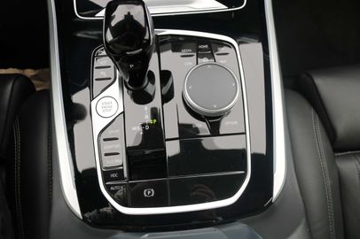 Car image 41