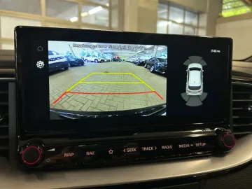 Car image 28