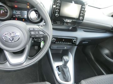 Car image 15