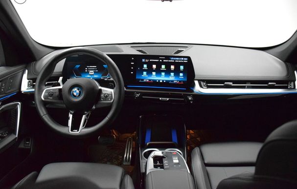 BMW X1 xDrive25e 180 kW image number 4