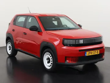 Car image 30