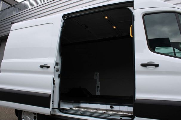 Ford E-Transit 390 L2H2 Trend 135 kW image number 15