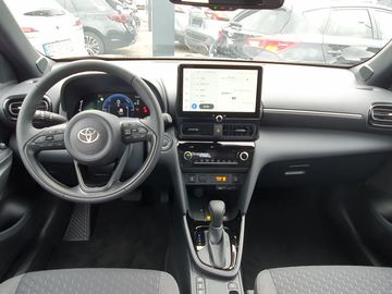 Car image 8