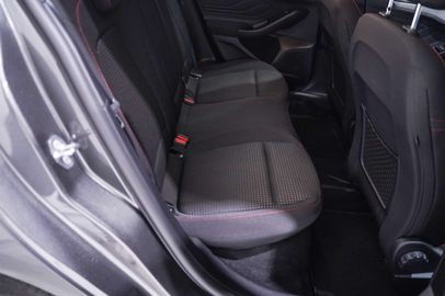 Car image 37