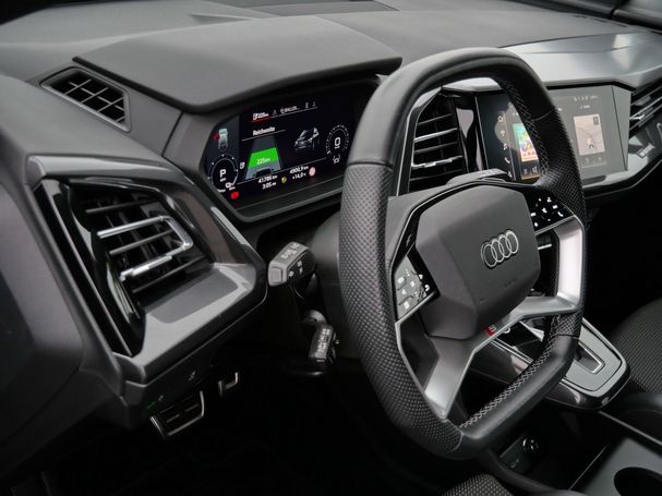 Audi Q4 40 e-tron S-line 150 kW image number 20