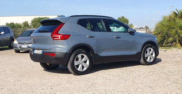 Volvo XC40 D3 Geartronic 110 kW image number 4