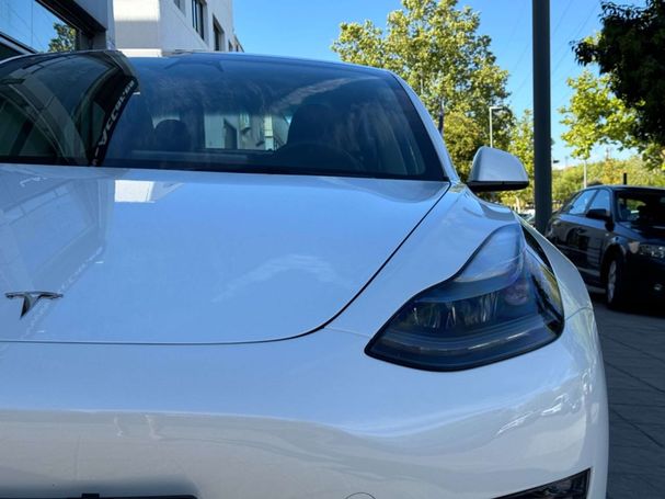 Tesla Model 3 Long Range AWD 258 kW image number 18