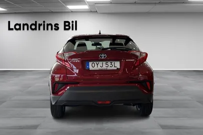 Car image 4