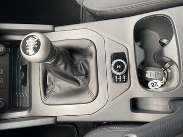 Car image 23