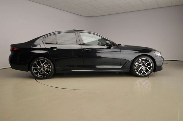 BMW 520i 135 kW image number 3