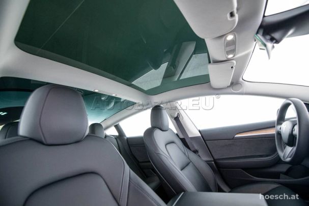 Tesla Model 3 60 239 kW image number 24