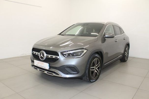 Mercedes-Benz GLA 200 110 kW image number 1