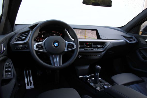 BMW 118i M Sport 100 kW image number 7