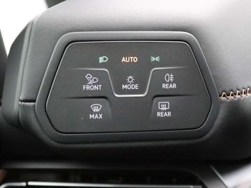 Car image 37