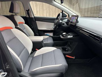 Car image 31