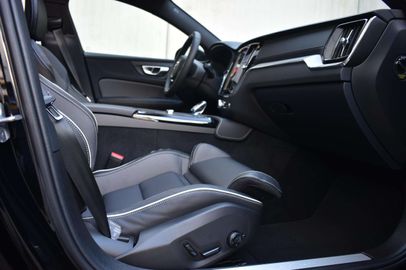 Car image 36