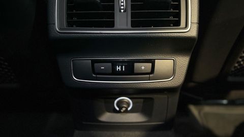 Car image 38