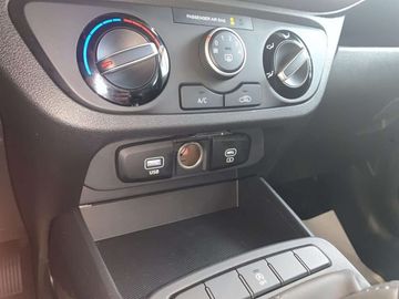 Car image 37