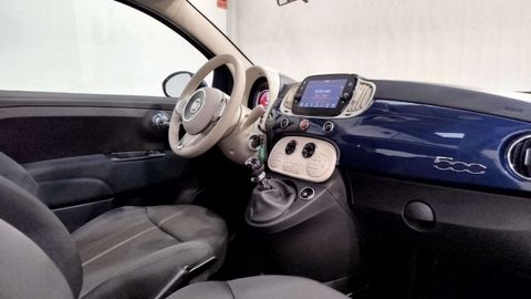 Car image 26