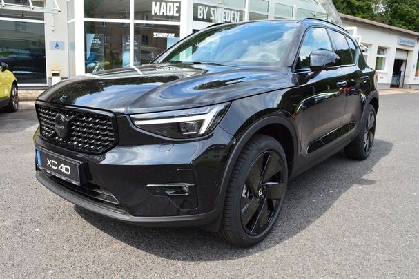 Volvo XC40 B4 Ultra Black Edition 145 kW image number 1