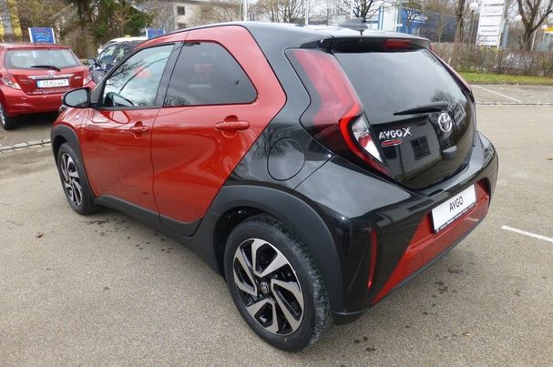 Toyota Aygo X CVT 53 kW image number 3