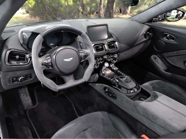 Aston Martin Vantage Roadster 375 kW image number 2