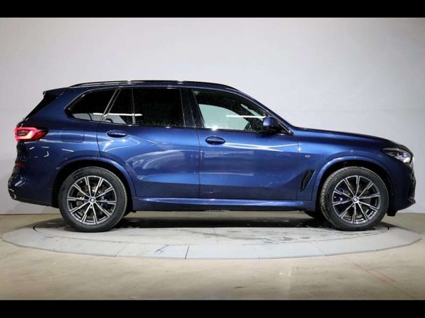 BMW X5 45e xDrive 290 kW image number 3