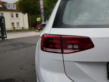 Car image 41