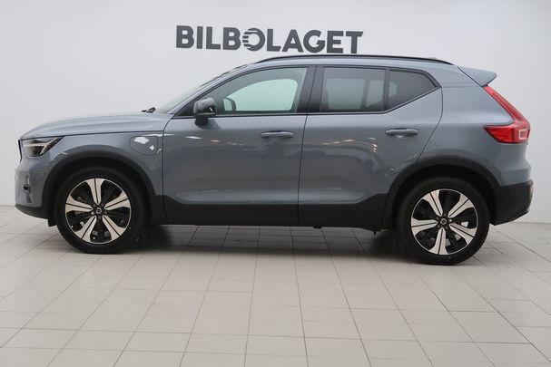 Volvo XC40 Recharge T4 Plus Dark 157 kW image number 3